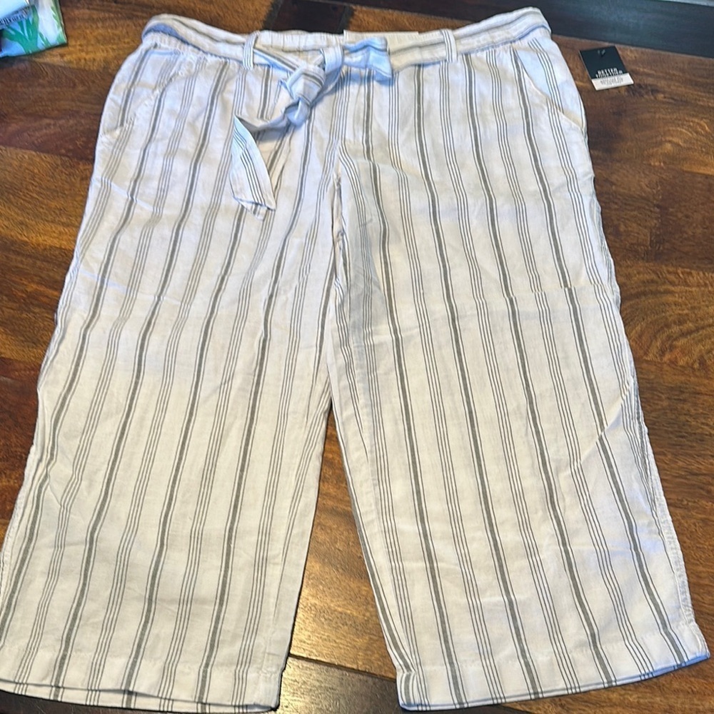 Liz Claiborne crop linen pants size Large NWTs